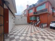 CASA RENTERA EN VENTA, CON AREA VERDE SECTOR MALL DEL RIO