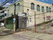 Casa con Locales Comerciales en Venta, en ciudadela...