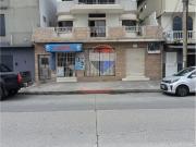 CASA RENTERA EN VENTA EN EL NORTE, 3 LOCALES 2 DEP,...