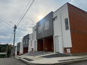 Casa reserva de la colina proyecto de interés social