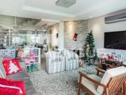 Casa residencial 3 dormitórios e 2 vagas no bairro fora...