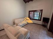 Casa com 3 dormitórios à venda, 141 m² por R$...