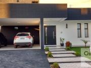 Casa residencial à venda, Condomínio Residencial...