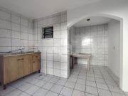 Casa Residencial com 1 quarto, 1 vaga e 50m² para alugar...