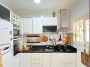 Casa Residencial com 2 quartos, 2 vagas e 114m² para...