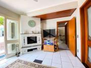 Casa Residencial com 3 quartos, 2 vagas e 245m² para...
