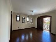 Casa Residencial com 3 quartos e 80m² para alugar por R$...