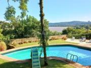 Casa Residencial com 4 dormitÃ³rios, sendo 1 suÃte, e 6...