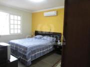 Casa residencial com 4 dormitÃ³rios sendo 3 suÃtes no...