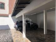 Casa Residencial com 4 quartos, 4 vagas e 180m² para...