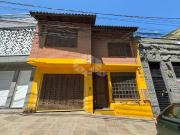 Casa Residencial com 5 quartos, 1 vaga e 230m² para...