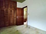 Casa Residencial com amplo terreno no bairro Hípica