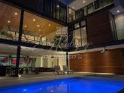 CASA RESIDENCIAL CON ALBERCA, 4 REC. CON BAÑO, MULTIPLES...
