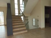 CASA RESIDENCIAL CON ALBERCA EN RENTA EN LAGUITOS
