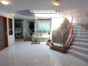 CASA RESIDENCIAL CON AMPLIOS ESPACIOS EN LA MEJOR UBICACION