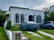 Casa Residencial coto exclusivo Parque Royal Colima Zona...