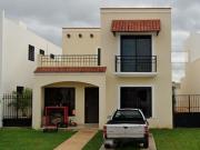 CASA RESIDENCIAL DE 2 NIVELES EN MÉRIDA YUCATÁN
