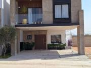 Casa Residencial el venta cerca de Galerias Pachuca