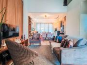 Casa Residencial em Condomínio à Venda de 03 Suítes no...