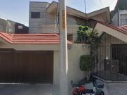 Casa Residencial en Lomas de Tecamachalco | A pasos...