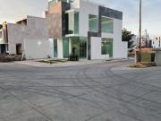 CASA RESIDENCIAL EN VENTA AL SUR DE MINERAL DE LA...