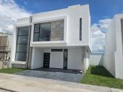 Casa Residencial en venta en Llano Grande, Metepec