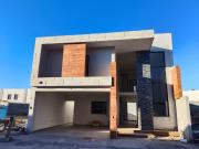 CASA RESIDENCIAL EN VENTA SECTOR LOS VIÑEDOS, TORREÓN, COAH