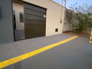 CASA RESIDENCIAL ORLANDO DE MORAES Casa de Rua com 2...