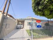 Casa Residencial para locação no bairro Centro de...