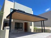 CASA ROCA EN VENTA EN ALTOZANO