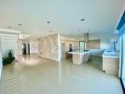 Casa, roof, cuarto de servicio, estudio, 3 recámaras...