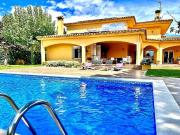 Casa rural en venta en Avinyonet de Puigventós, de 327...