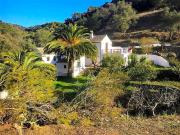 Casa rústica, Casares