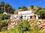 Casa rústica / Caserío en Venta en Almogía