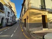 Casa rústica / Caserío en Venta en La Zubia