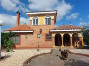 Casa rústica / Caserío en Venta en Lucena del Puerto