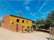 Casa rústica / Caserío en Venta en Mont ras