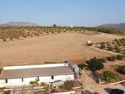 Casa rústica / Caserío en Venta en Serrato