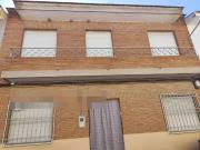 Casa rústica / Caserío en Venta en Urda