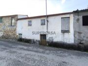 Casa Rústica com terreno situado em Troviscais, Pedrogão...
