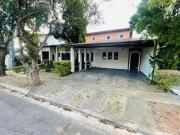 Casa rústica no Condomínio São Paulo II – Granja Viana