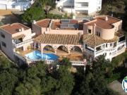 Casa rústica, Roses