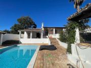 Casa rústica, Salir