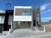 Casa s?per bonita a estrenar en Torralba