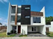 VENTA DE CASA NUEVA EN FRACCIONAMIENTO KINARA...