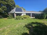 CASA SALIDA SUR CON AMPLIO TERRENO