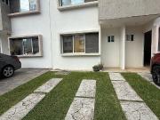 Casa semi amueblada en Jardines del Sur 4 / Partially...