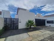 Casa Semi amueblada en RENTA
