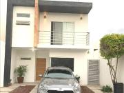 Casa Semi amueblada en Renta, Con Recamara en planta...