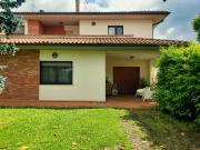 CASA SEMI INDIPENDENTE in VENDITA a CAPOLONA di 5 vani